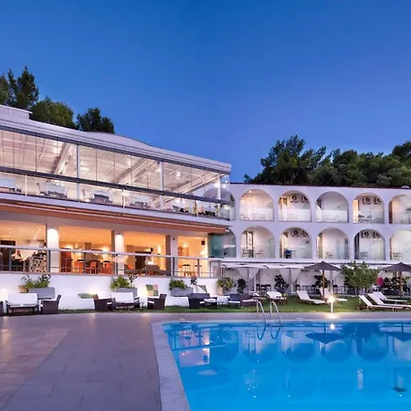 מלון Hotel Punta 4*