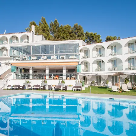 Hotel Punta מלון
